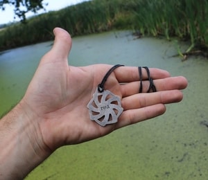 KOLOVRAT, SLAVIC PENDANT, TIN, ROD SERBIA - SLAVIC AMULETS{% if kategorie.adresa_nazvy[0] != zbozi.kategorie.nazev %} - JEWELLERY - BRONZE, ZINC{% endif %}