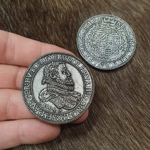 BÖHMEN, RUDOLF II. 1576 - 1611 TALER, ZINK, MÜNZE - REPLIK - MÜNZEN DES MITTELALTERS{% if kategorie.adresa_nazvy[0] != zbozi.kategorie.nazev %} - NUMISMATIK{% endif %}