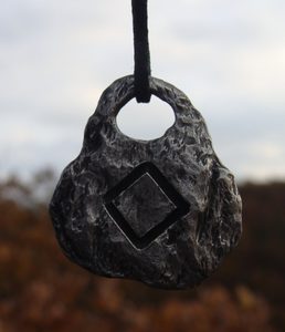 INGWAZ, RUNE PENDANT - RUNE PENDANTS{% if kategorie.adresa_nazvy[0] != zbozi.kategorie.nazev %} - JEWELLERY - BRONZE, ZINC{% endif %}