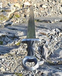 VIKING SWORD WITH A RING POMMEL - VIKING AND NORMAN SWORDS{% if kategorie.adresa_nazvy[0] != zbozi.kategorie.nazev %} - WEAPONS - SWORDS, AXES, KNIVES{% endif %}