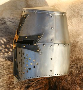 GRAND MASTER, CRUSADER GREAT HELMET, 1.5 MM - MEDIEVAL HELMETS{% if kategorie.adresa_nazvy[0] != zbozi.kategorie.nazev %} - ARMOUR HELMETS, SHIELDS{% endif %}