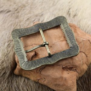 HENRIET - RENAISSANCE BELT BUCKLE ZINC ANT. BRASS - BELT ACCESSORIES{% if kategorie.adresa_nazvy[0] != zbozi.kategorie.nazev %} - LEATHER PRODUCTS{% endif %}