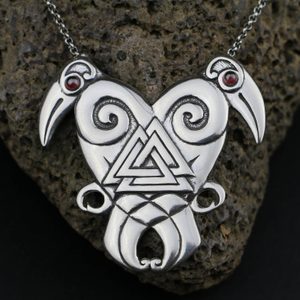 HEART OF THE NORTH, HUGIN AND MUNIN, SILVER VIKING NECKLACE - NECKLACES{% if kategorie.adresa_nazvy[0] != zbozi.kategorie.nazev %} - SILVER JEWELLERY{% endif %}