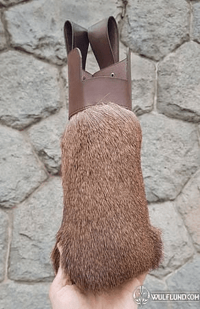 QUIVER WITH FUR, FOR CROSSBOW BOLTS