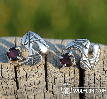 MODERNA - EARRINGS, GARNETS, STERLING SILVER