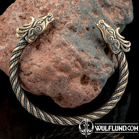 FIANNA, CELTIC DEER, BRONZE BRACELET