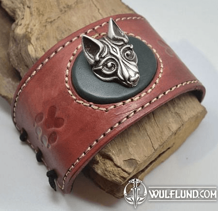 LEDERARMBAND MIT EINEM WOLF