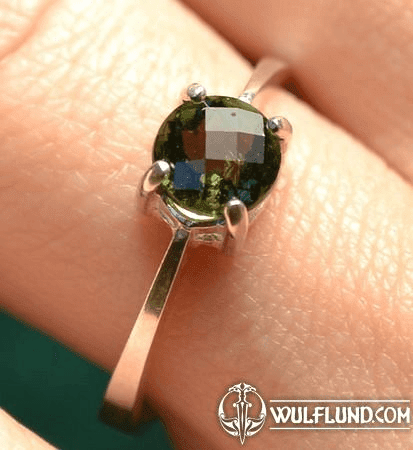 SILVER RING WITH MOLDAVITE, AG 925