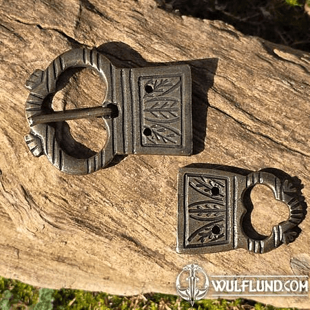 MEDIEVAL BUCKLE AND BELT FITTING