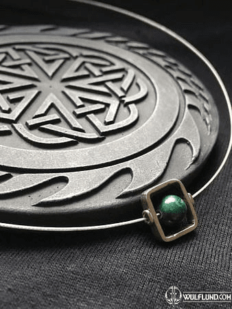 PLUTO, MODERN SILVER PENDANT WITH MALACHITE