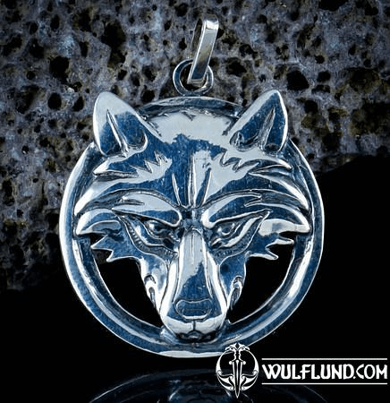WOLF'S HEAD IN A RING, STERLING SILVER PENDANT