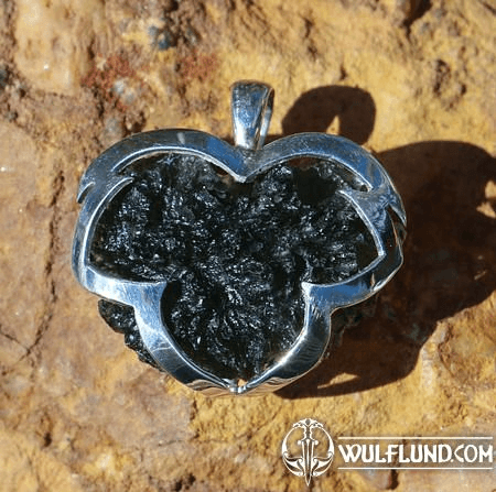 HEDERA SILVER PENDANT, MOLDAVITE