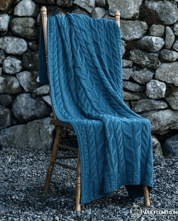 CABLES THROW, MERINO WOOL, BLUE