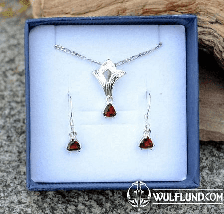 BRAN - GARNET, STERLING SILVER JEWELLERY SET