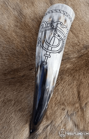 SERPENT, CARVED DRINKING HORN
