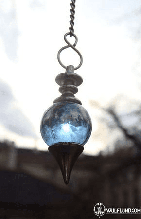 PENDULUM WITH CHAIN