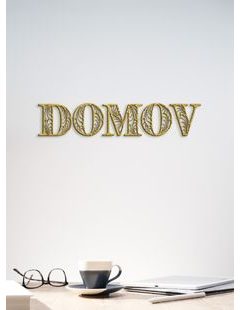 Drevený nápis "DOMOV"