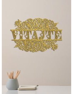 Drevený nápis "VITAJTE"