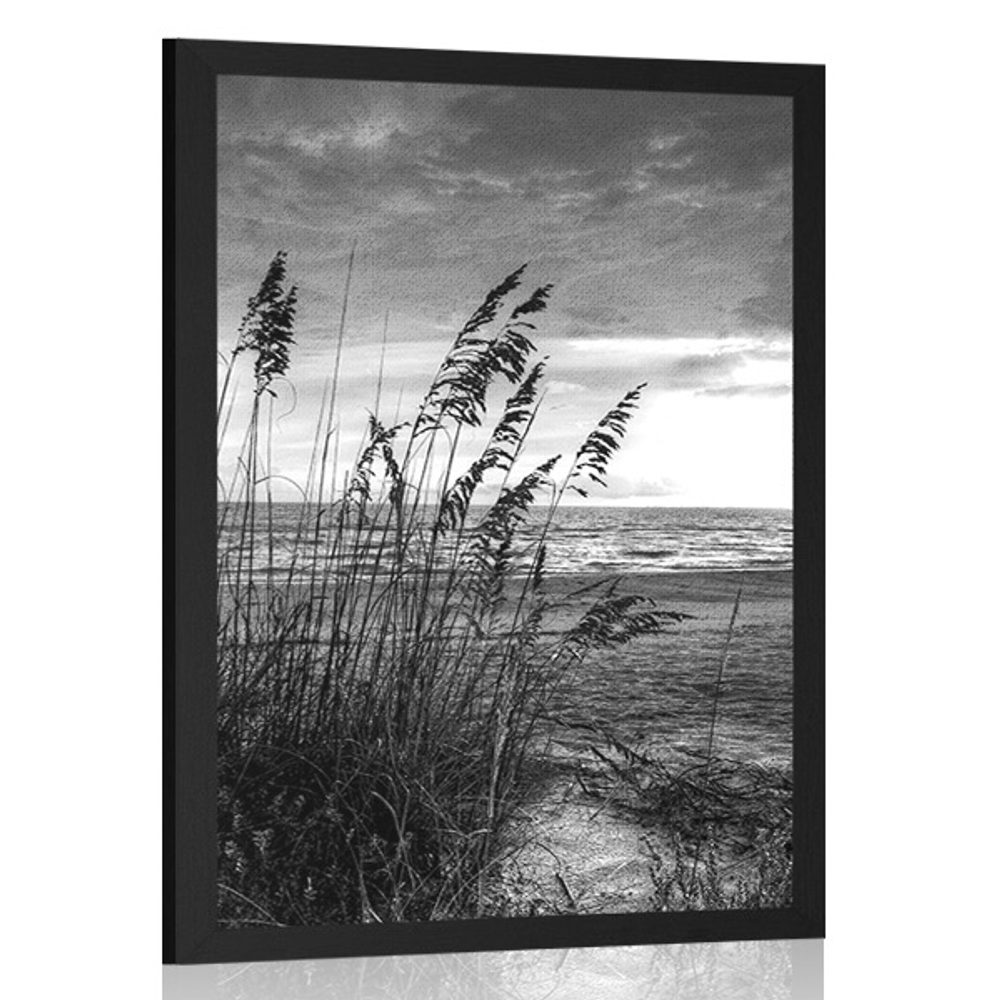 Plakát západ slunce na pláži v černobílém provedení