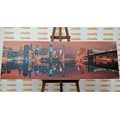 CANVAS PRINT REFLECTION OF MANHATTAN IN THE WATER - PICTURES OF CITIES - PICTURES