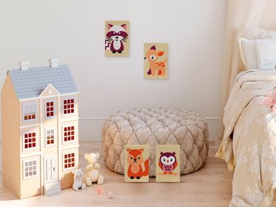 detská izba s obrazom so zvieracou tematikou