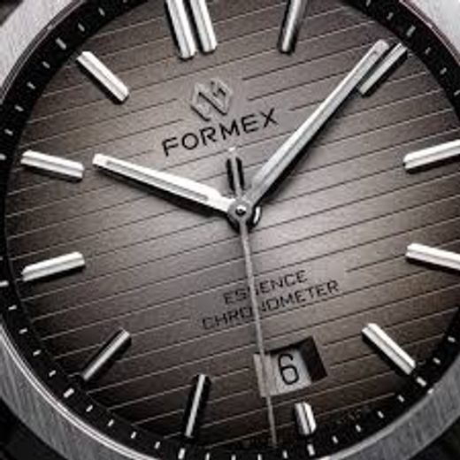 FORMEX ESSENCE FORTYTHREE AUTOMATIC CHRONOMETER DEGRADE - ESSENCE - ZNAČKY