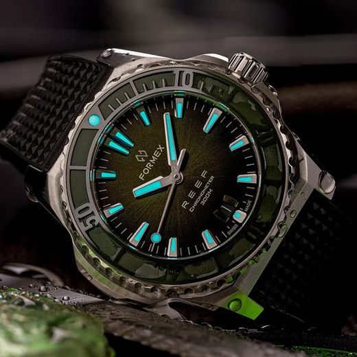 FORMEX REEF 42 AUTOMATIC CHRONOMETER GREEN DIAL - REEF - ZNAČKY