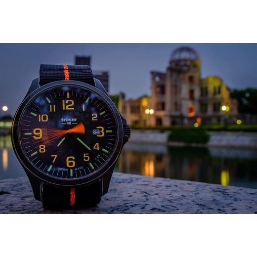 TRASER P67 OFFICER PRO GUNMETAL BLACK/ORANGE NATO - HERITAGE - ZNAČKY