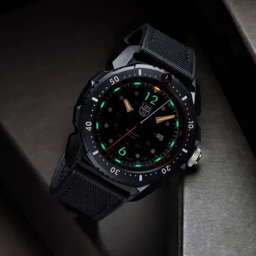 LUMINOX ICE-SAR XL.1052 - LAND - ZNAČKY