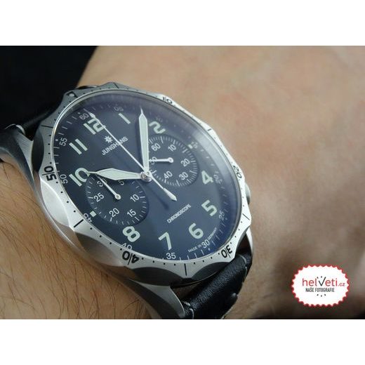 JUNGHANS MEISTER PILOT CHRONOSCOPE 27/3590.00 - PILOT - ZNAČKY