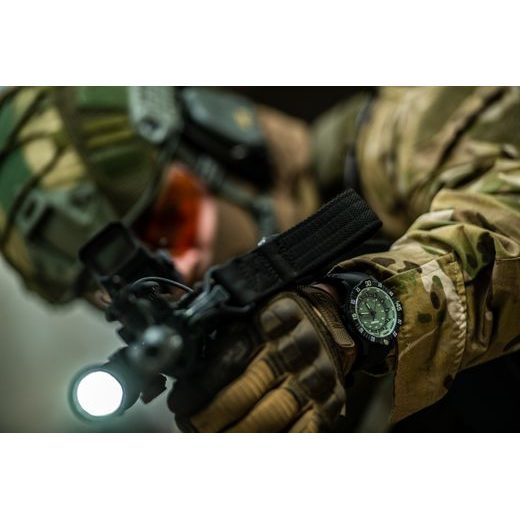 TRASER P99 Q TACTICAL GREEN PRYŽ - TACTICAL - ZNAČKY