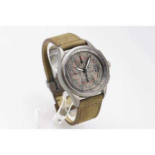 VICTORINOX AIRBOSS MECHANICAL CHRONOGRAPH LE 241599 - VICTORINOX - ZNAČKY