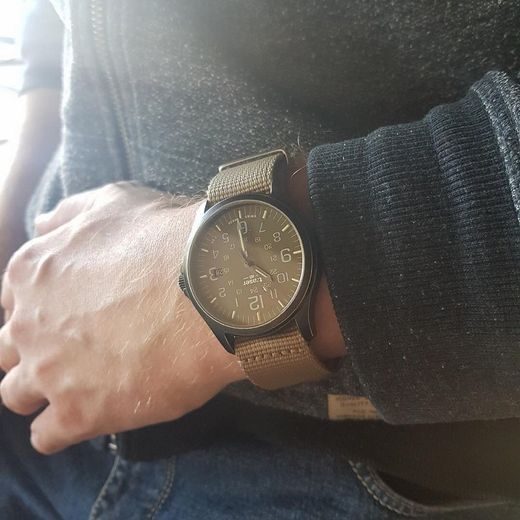 TRASER P67 OFFICER PRO GUNMETAL KHAKI NATO - HERITAGE - ZNAČKY