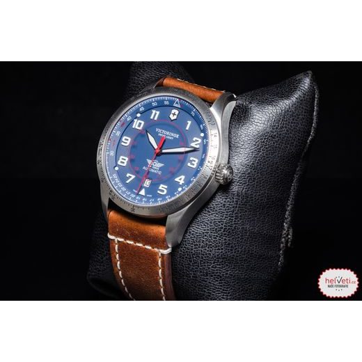 VICTORINOX AIRBOSS MECHANICAL 241887 - AIRBOSS - ZNAČKY