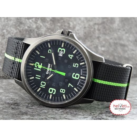 TRASER P67 OFFICER PRO GUNMETAL BLACK/LIME NATO - HERITAGE - ZNAČKY