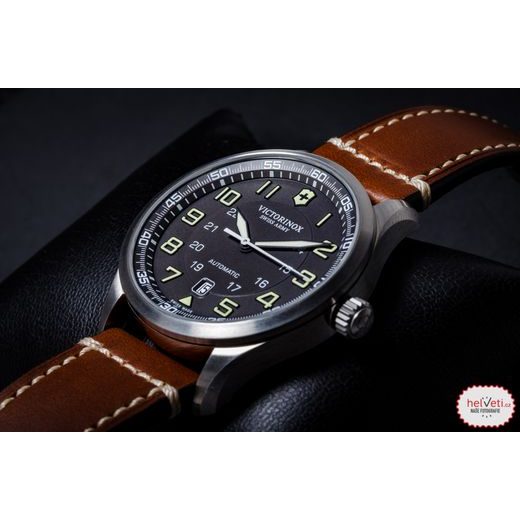 VICTORINOX AIRBOSS MECHANICAL 241507 - AIRBOSS - ZNAČKY