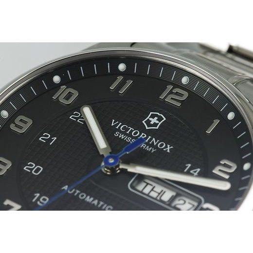 VICTORINOX OFFICER´S MECHANICAL 241591.1 - VICTORINOX - ZNAČKY