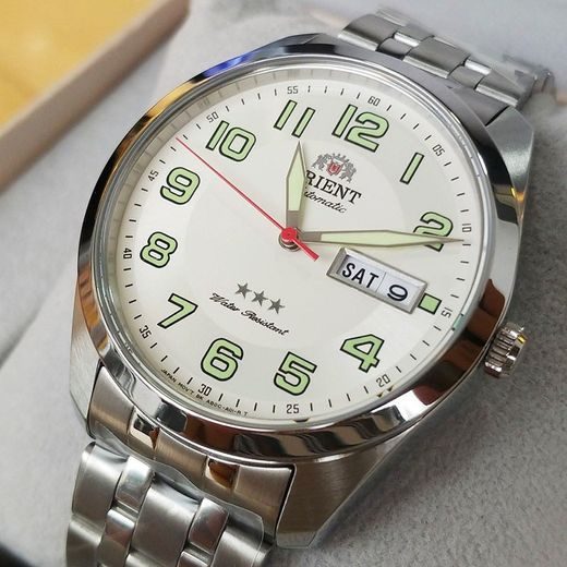 ORIENT CLASSIC TRI STAR RA-AB0025S - CLASSIC - ZNAČKY