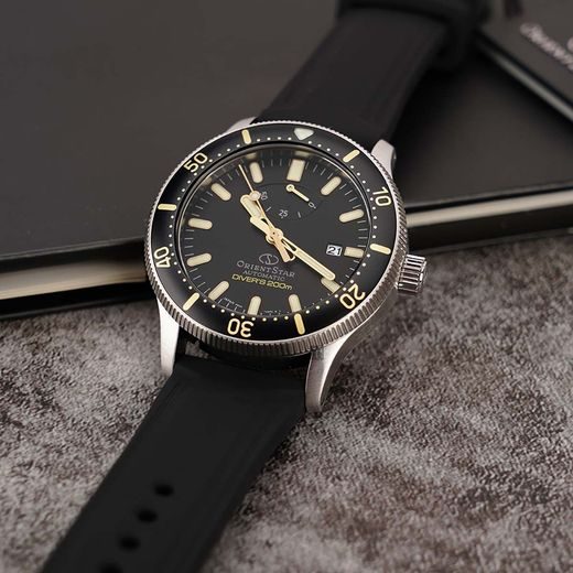 ORIENT STAR SPORTS RE-AU0303B DIVER AUTOMATIC - SPORTS - ZNAČKY