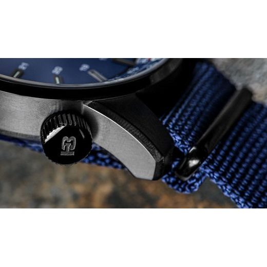 TRASER P68 PATHFINDER GMT BLUE, NATO - TACTICAL - BRANDS