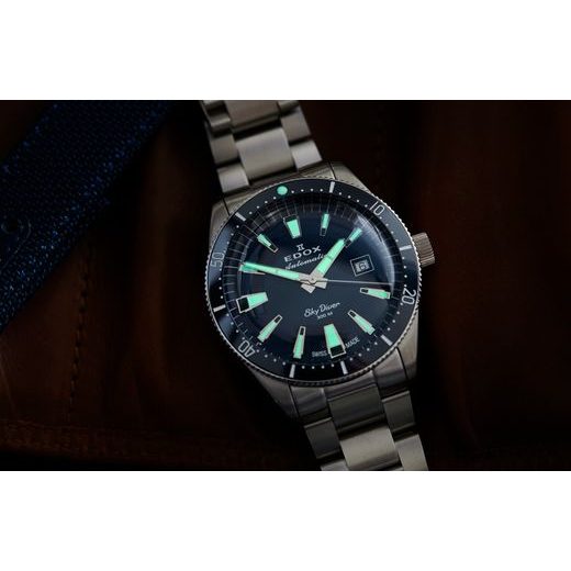 EDOX SKYDIVER DATE AUTOMATIC 80126-3BUN-BUIN LIMITED EDITION - SKYDIVER - ZNAČKY