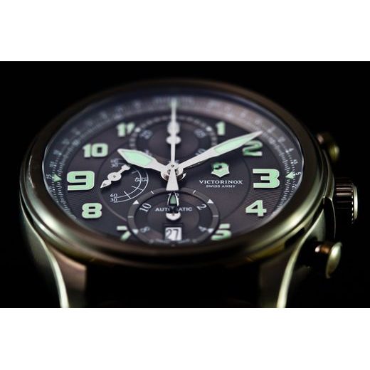 VICTORINOX INFANTRY VINTAGE CHRONO MECHANICAL 241520 - VICTORINOX - ZNAČKY