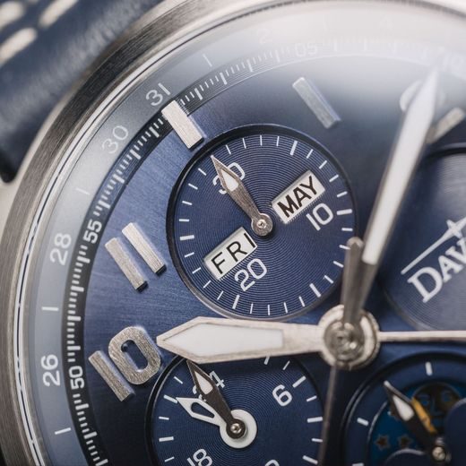 DAVOSA NEWTON PILOT MOONPHASE CHRONOGRAPH AUTOMATIC 161.586.45 - DAVOSA - ZNAČKY