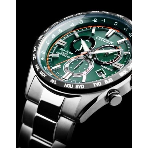 CITIZEN ECO-DRIVE RADIO CONTROLLED SUPER TITANIUM CB5946-82X - SUPER TITANIUM - ZNAČKY