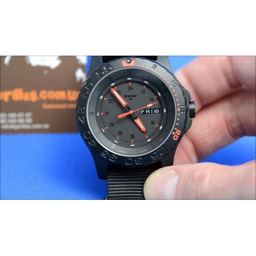 TRASER P6600 RED COMBAT NATO - TACTICAL - ZNAČKY