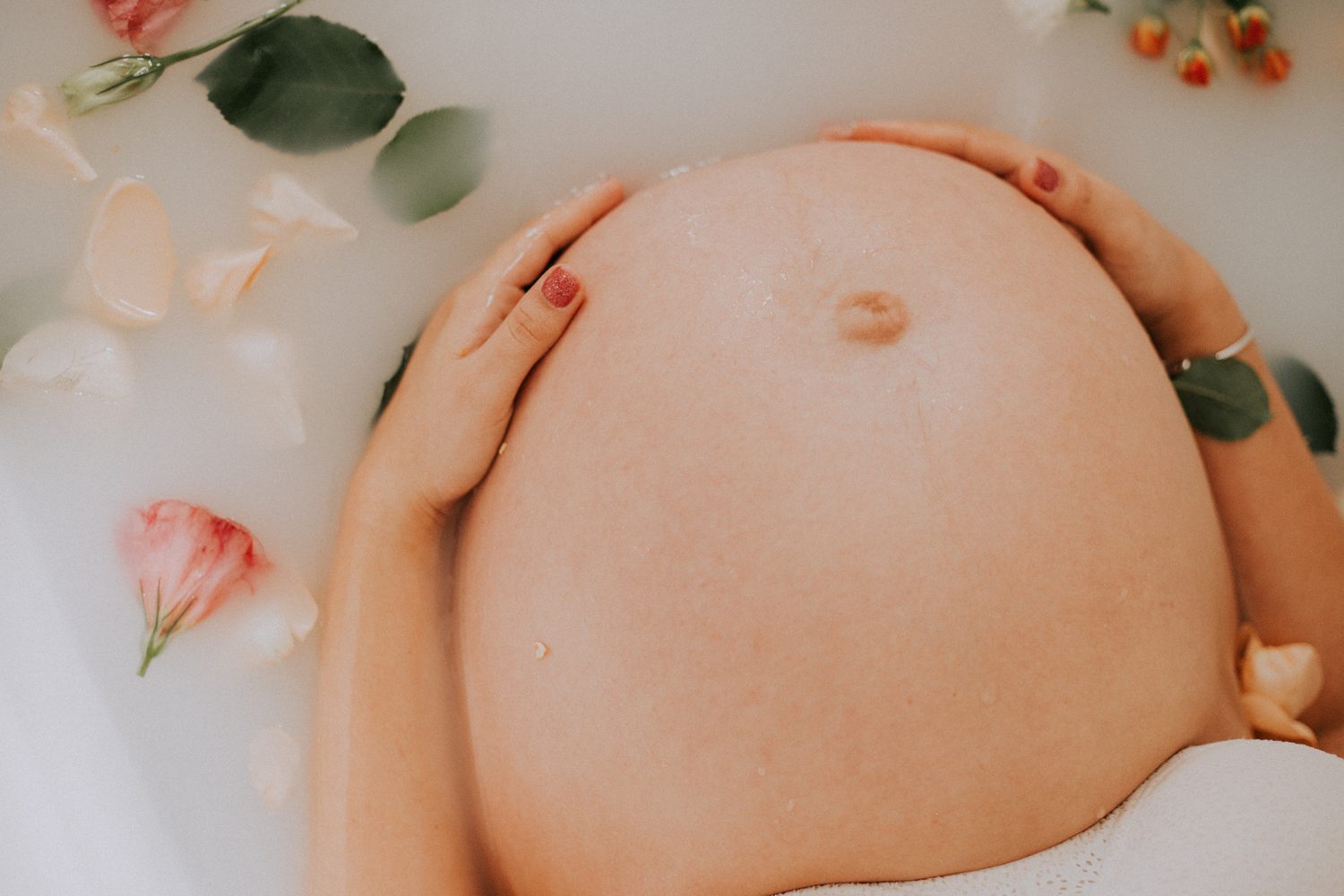 Těhotné ženy a miminka si zaslouží přirozenou, šetrnou a přírodní péči.