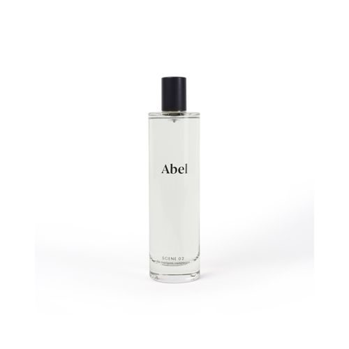 Abel Room Spray - Scene 02