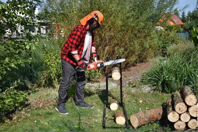 Jak przygotować drewno opałowe: efektywnie, ekonomicznie i prawidłowo