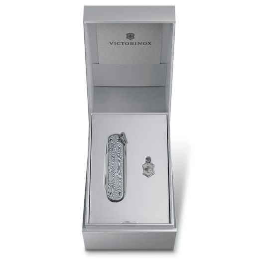 NŮŽ VICTORINOX CLASSIC SD BRILLIANT DAMAST 0.6221.34 - KAPESNÍ NOŽE - PŘÍSLUŠENSTVÍ