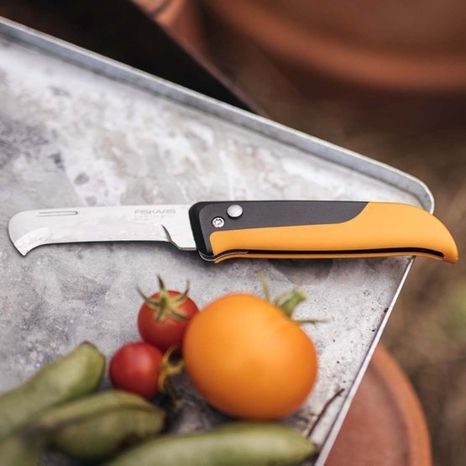 Nůž sklízecí skládací Fiskars X-series™ 1062819 - 10